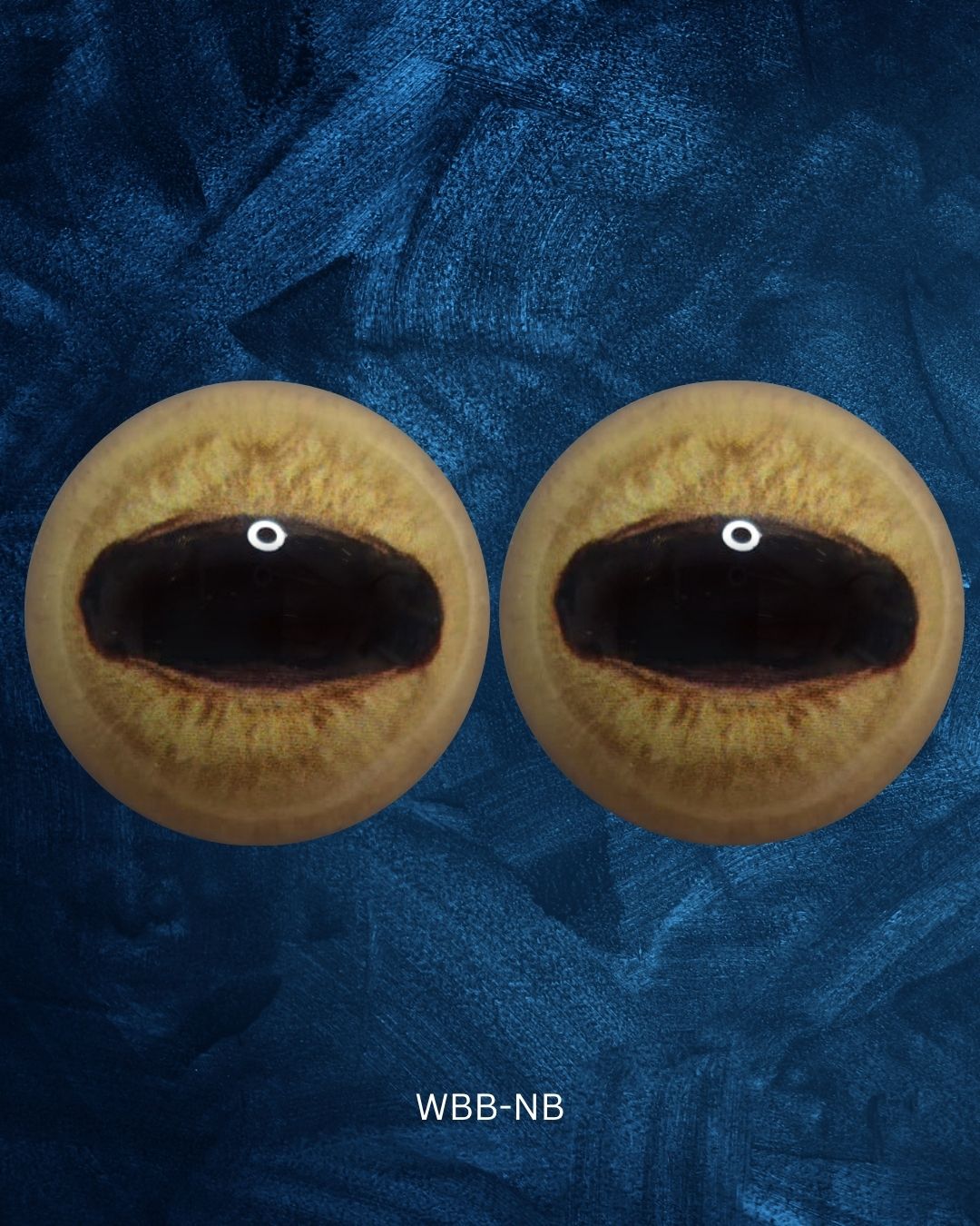 White Blesbuck Eye - Oval Pupil with yellow Iris and black detail (WBB)