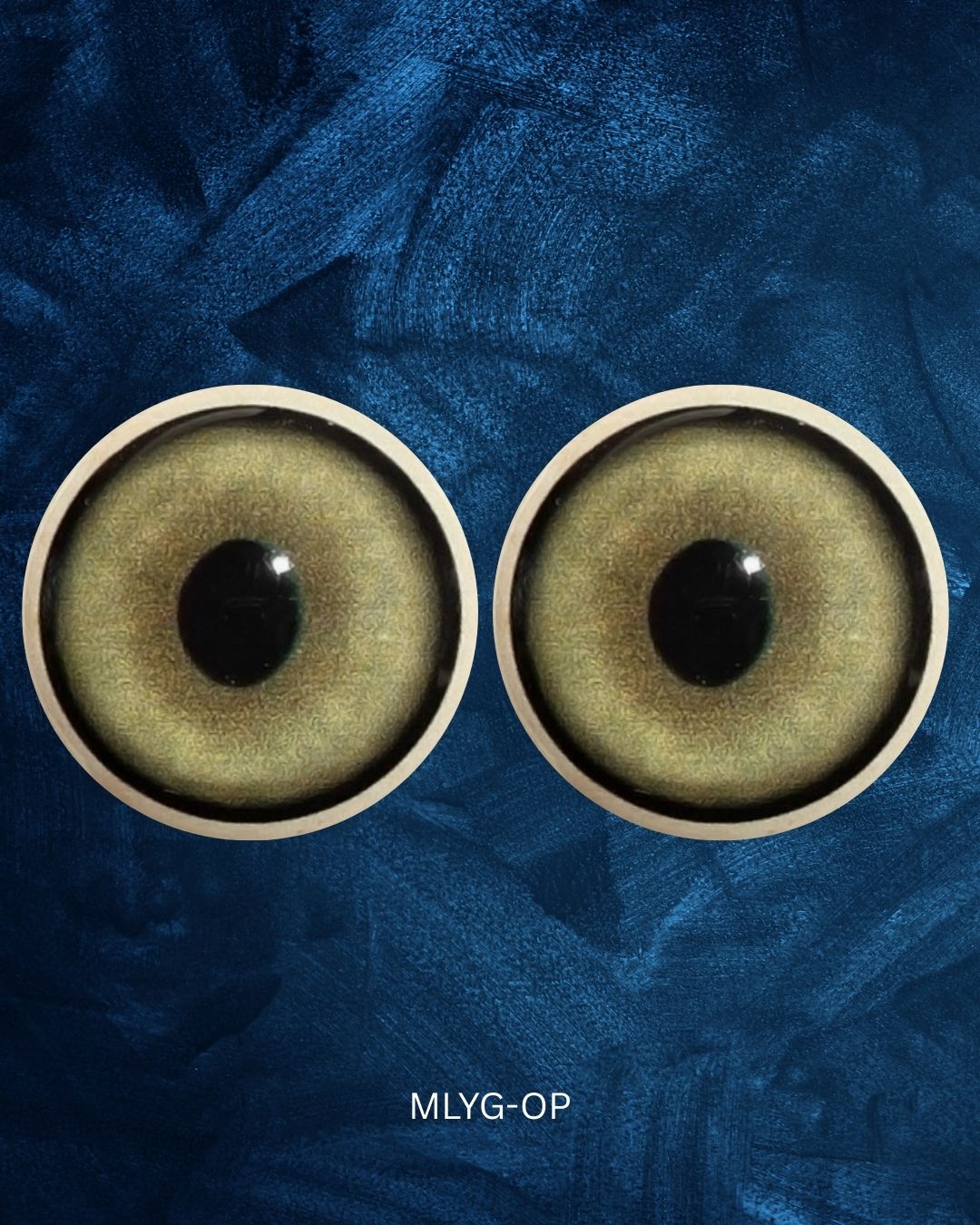 Mountain Lion Eye - Large oval like pupil with yellow green Iris (MLYG-OP)
