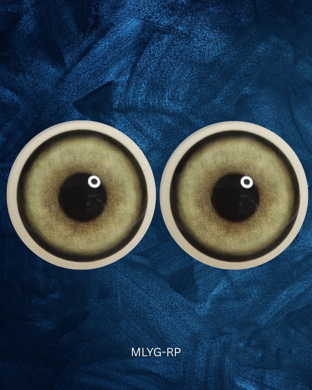 Mountain Lion Eye - Large round pupil with yellow green Iris (MLYG-RP)