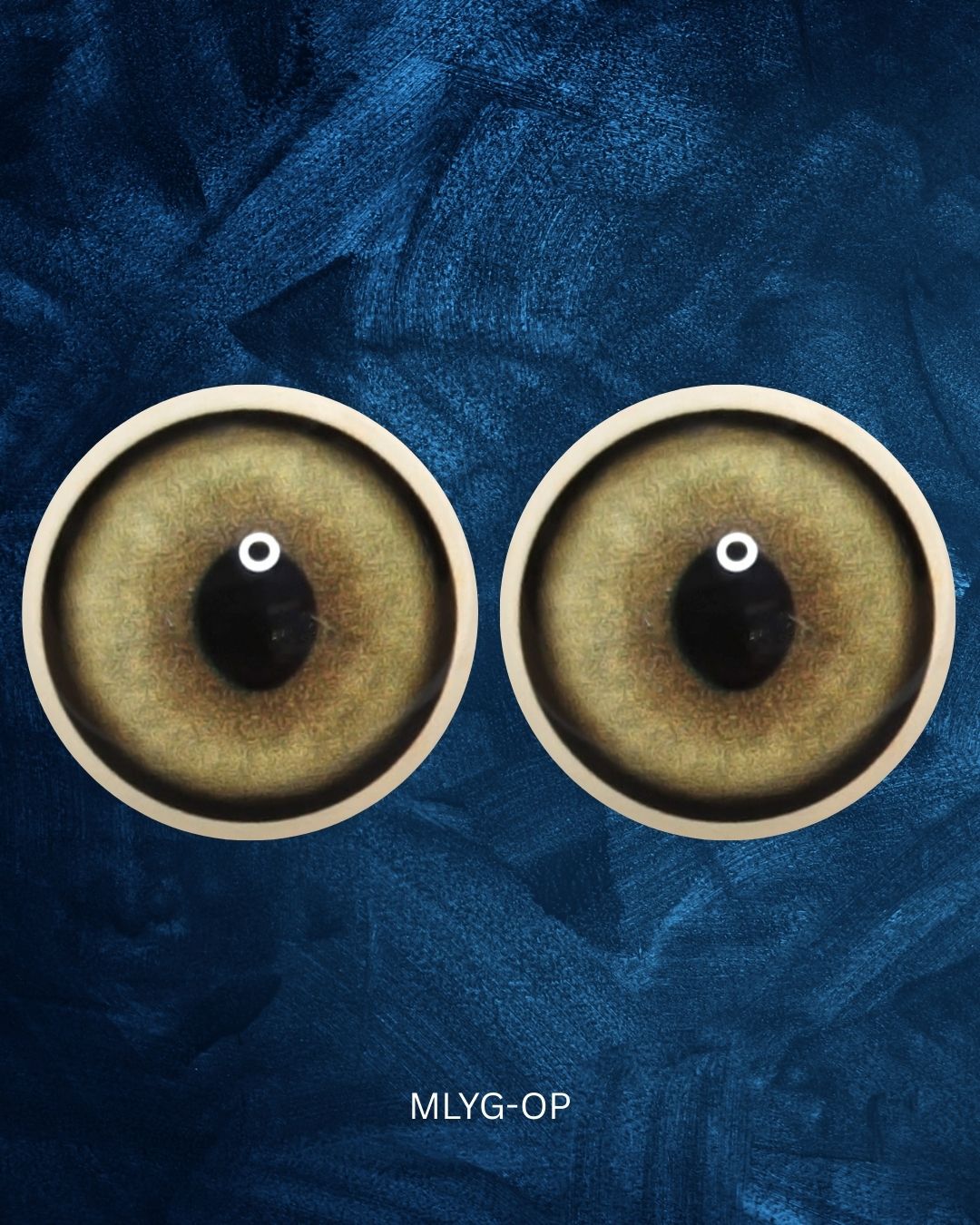 Mountain Lion Eye - Large oval like pupil with yellow green Iris (MLYG-OP)