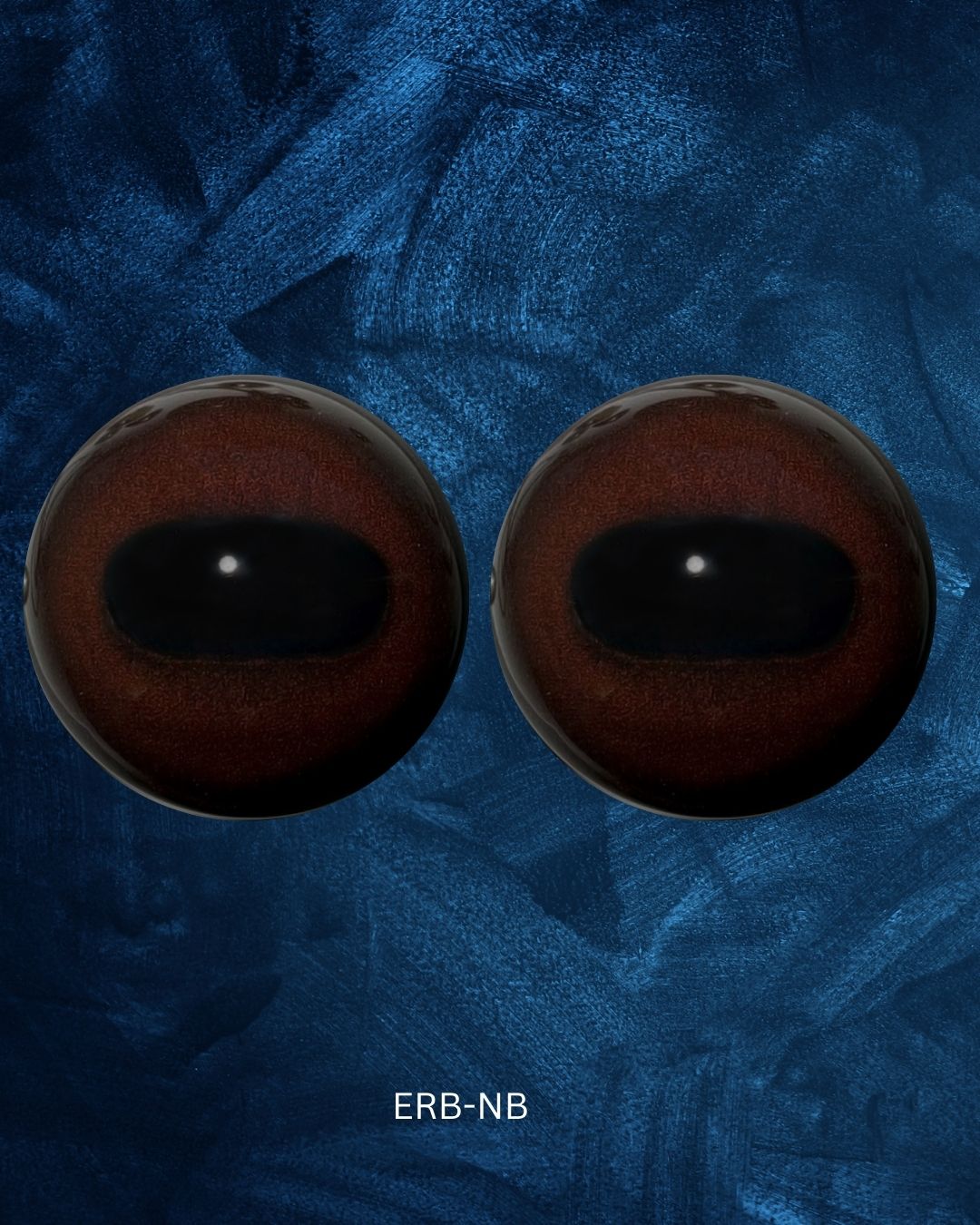 Brown Eye with red undertone - Oval Pupil with brown to reddish under toned Iris (ERB)