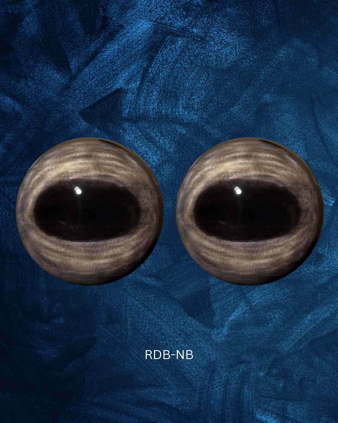 Red Deer Eye - Oval Pupil with medium brown Iris and creamy circular veins (RDB)